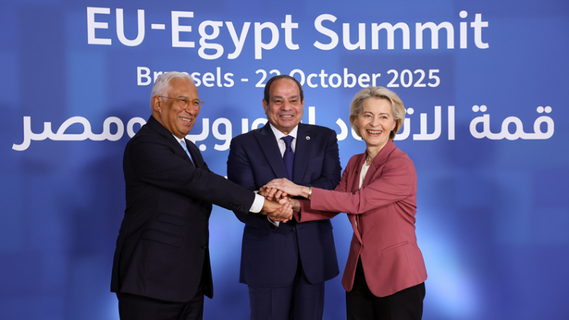 مصر تنتظر دعما ماليا ضخما من الاتحاد الأوروبي قريبا