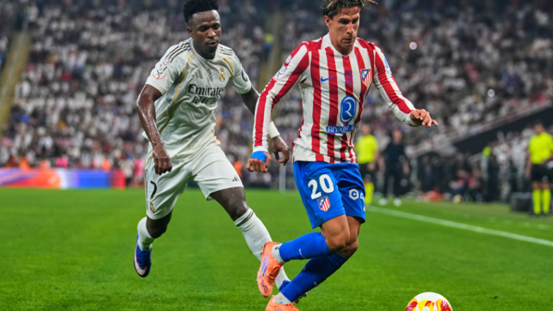 ريال مدريد يهزم أتلتيكو مدريد ويضرب موعدا مع برشلونة في نهائي السوبر الإسباني (فيديو)