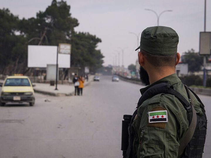 المبعوث الأمريكي إلى سوريا يرحب بوقف إطلاق النار في حلب