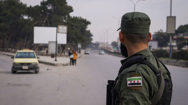 المبعوث الأمريكي إلى سوريا يرحب بوقف إطلاق النار في حلب