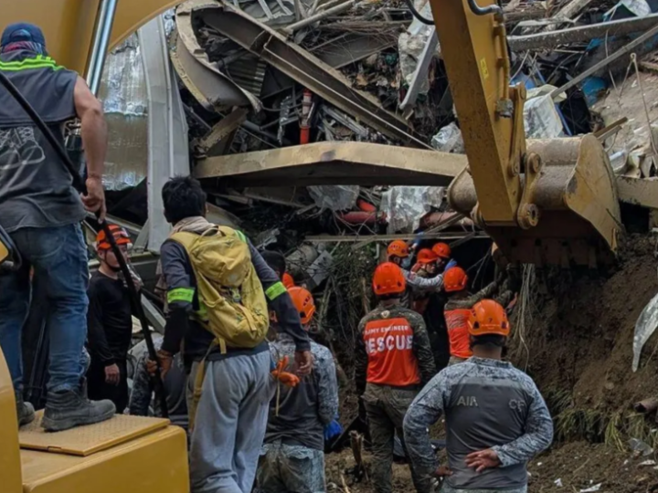 الفلبين.. النفايات تقتل شخصا وتطمر 38 آخرين!