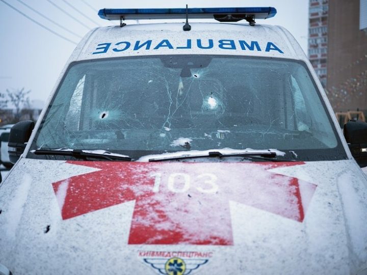 رئيس بلدية كييف يدعو سكان المدينة إلى مغادرتها