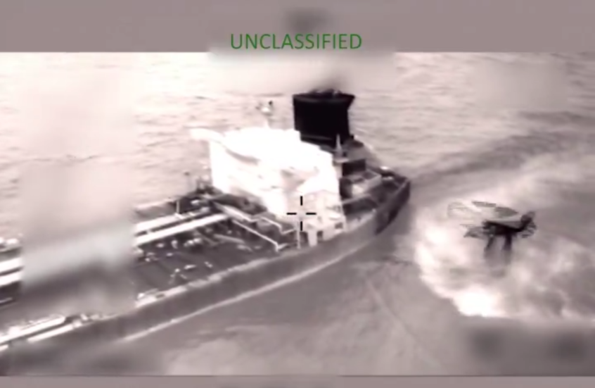 الولايات المتحدة تستولي على ناقلة نفط أخرى في الكاريبي والجيش الأمريكي يصدر بيانا (فيديو)