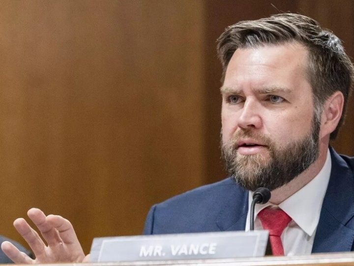 نائب الرئيس الأمريكي يعلق على مخاوف حليف خليجي من “التلقين الإسلامي” في الغرب