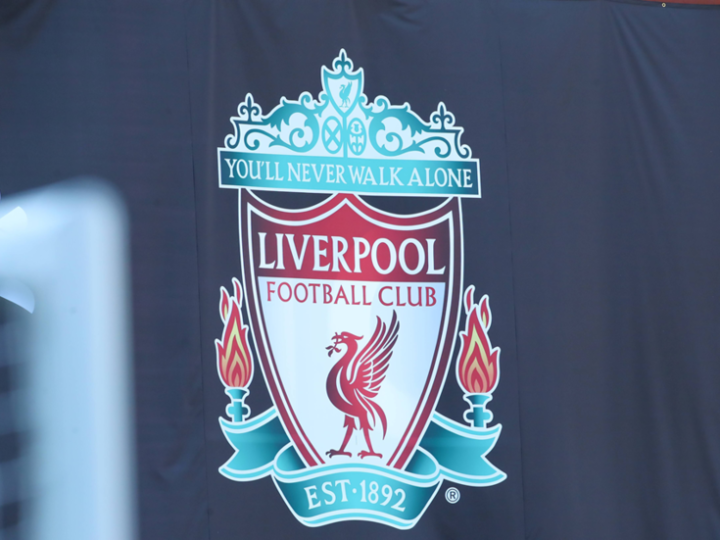 رسميا.. ليفربول يتعاقد مع نجم إفريقي صاعد