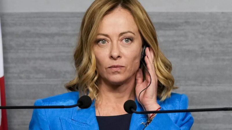 سياسي فنلندي يدعم مبادرة ميلوني للحوار مع روسيا ويقترح قيادتها أوروبا للتسوية