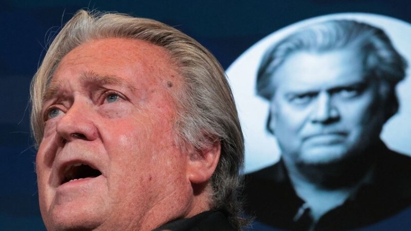 تقارير: مستشار ترامب السابق ستيف بانون يستعد لخوض سباق الرئاسة 2028