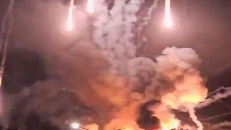 صحيفة: تقارير عن استخدام الولايات المتحدة لـ”سلاح غامض” في غارة اعتقال مادورو