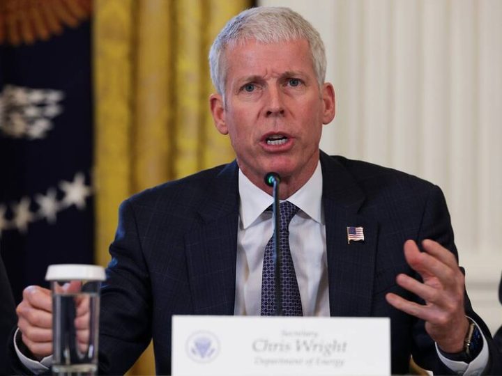 وزير الطاقة الأمريكي: ندرس إجراء تجربة نووية