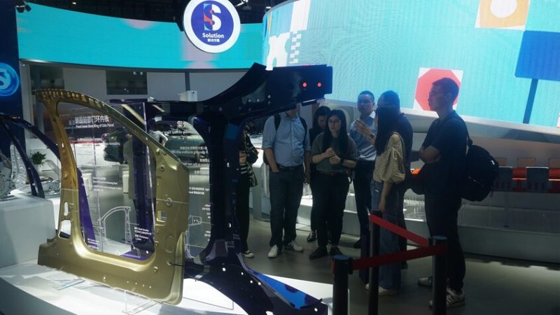 السعودية.. نمو الإنتاج الصناعي 10.4% في نوفمبر بدعم التعدين والصناعة التحويلية