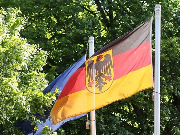 ألمانيا تدعو ترامب لمواجهة روسيا والصين معا في القطب الشمالي