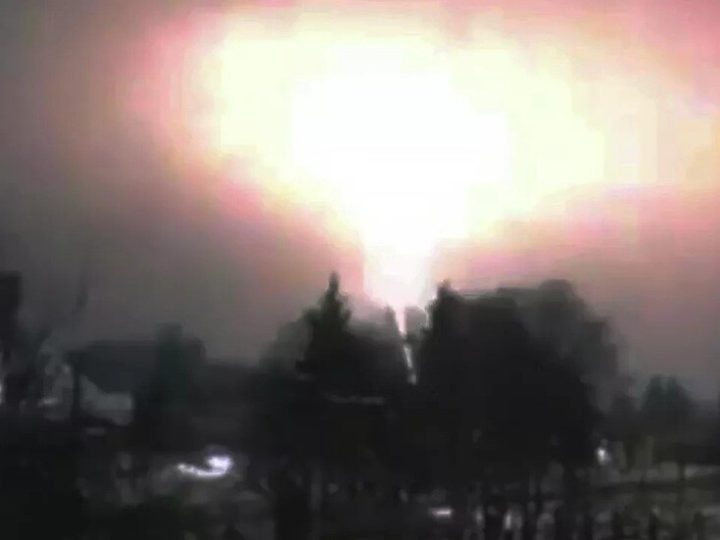 إعلام: وزير دفاع بريطانيا نجا بأعجوبة من قصف صواريخ “أوريشنيك”