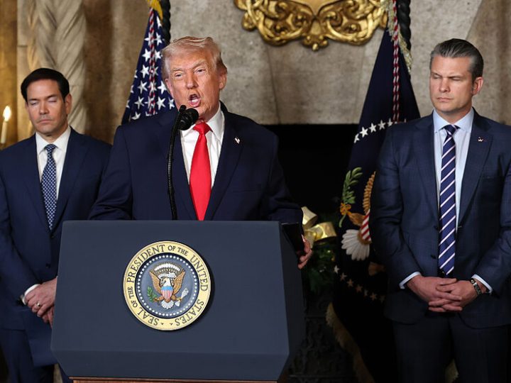 “وول ستريت جورنال”: ترامب يناقش عملية محتملة ضد إيران مع روبيو وهيغسيث