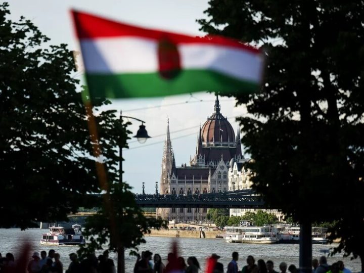 بودابست: مستعدون لاستضافة قمة روسية أمريكية شرط تحقيق تقدم ملموس نحو السلام