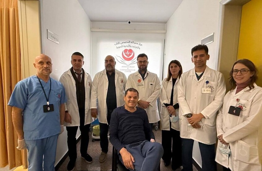 الدبيبة ينشر أول صورة له بعد وعكة صحية طارئة وتدخل جراحي عاجل بالقلب