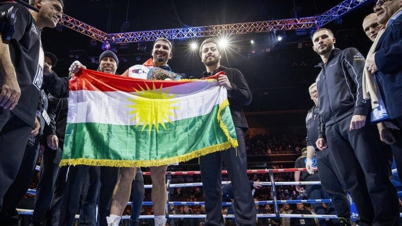 من التالي؟.. نزال مرتقب بين البطل عكيد كابايل والأسطورة أوسيك