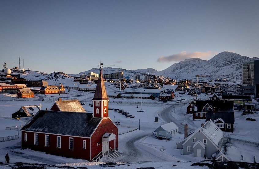 مكتب رئيس وزراء غرينلاند: الائتلاف الحكومي لا يقبل رغبة واشنطن في الاستيلاء على غرينلاند تحت أي ظرف