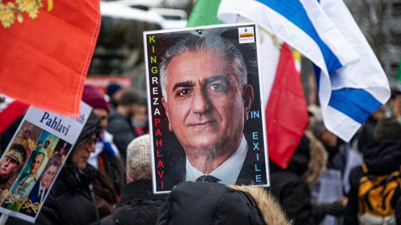 إيران.. بهلوي يحث واشنطن على اتخاذ إجراء عاجل للحد من الضحايا وتسريع سقوط النظام