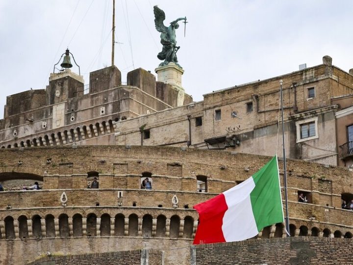 بلدة إيطالية تدق ناقوس الخطر إثر موجة غامضة من الوفيات