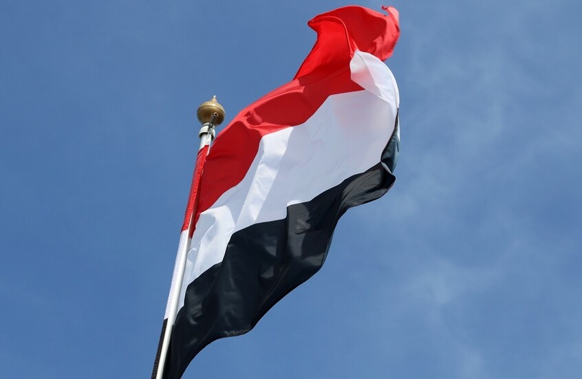 مستشار ترامب يتحدث عن هدف مشترك بين الولايات المتحدة والإمارات والسعودية في اليمن