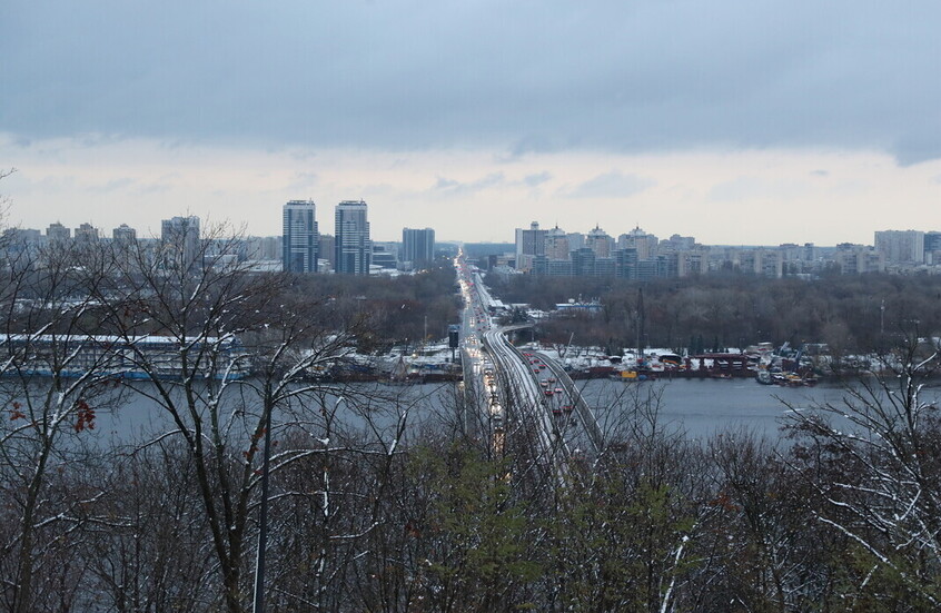 إعلام أوكراني: قد يتم إجلاء سكان كييف بسبب أزمة الكهرباء والتدفئة
