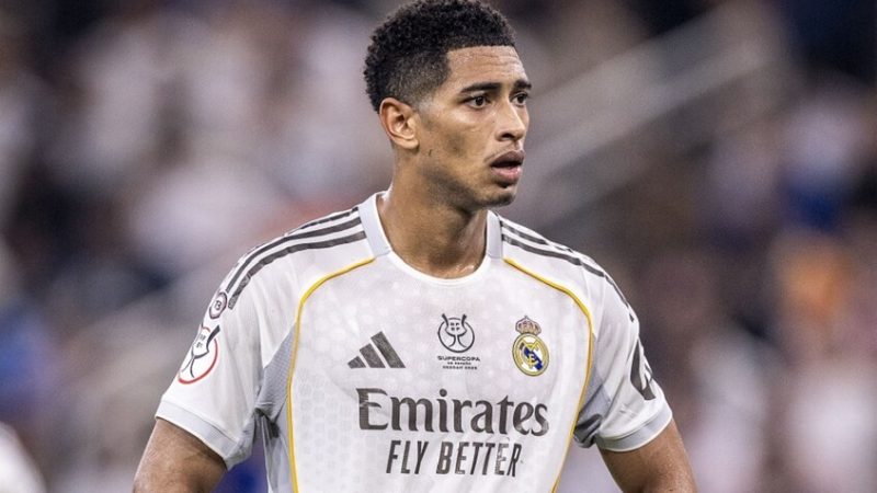 أول تعليق من بيلينغهام حول خلافه مع تشابي ألونسو