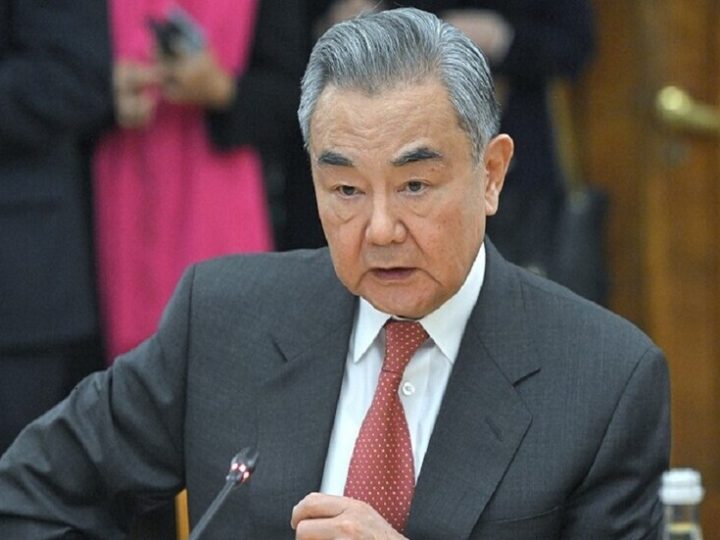 بكين: نرفض نهج الإملاء على الدول ونؤمن بأن الحكومة والشعب الإيرانيين سيقفان يدا واحدة