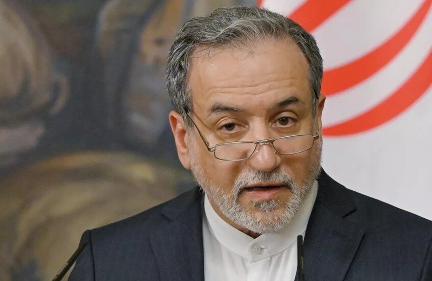 عراقجي يتهم واشنطن وتل أبيب بتسليح “عناصر إرهابية” خلال اتصال مع أمين عام الأمم المتحدة