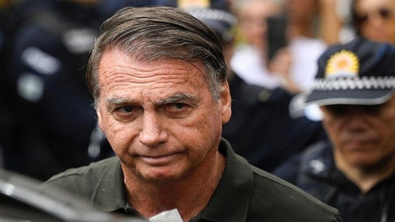 قاض برازيلي يأمر بنقل بولسونارو إلى قسم خاص في السجن بسبب وضعه الصحي
