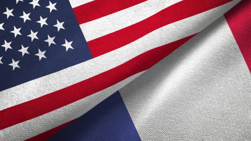 باريس تحذر واشنطن من تجاوز “الخط الأحمر” بشأن غرينلاند