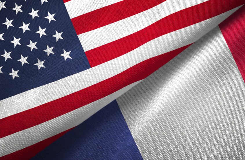 باريس تحذر واشنطن من تجاوز “الخط الأحمر” بشأن غرينلاند