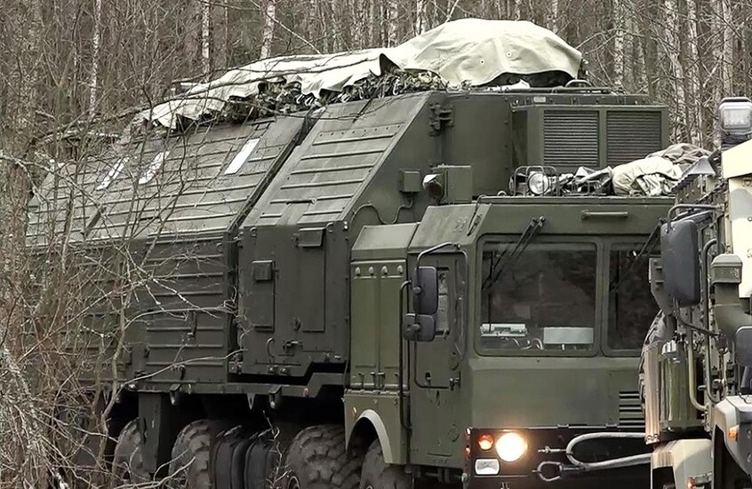 ماكرون يدعو لامتلاك “أوريشنيك” فرنسية وخبراء عسكريون يشككون في قدرة باريس على تطويرها