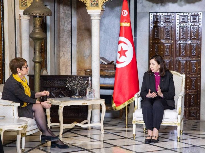 تونس والبنك الأوروبي لإعادة الإعمار والتنمية يوقعان اتفاقية لدعم النمو الاقتصادي