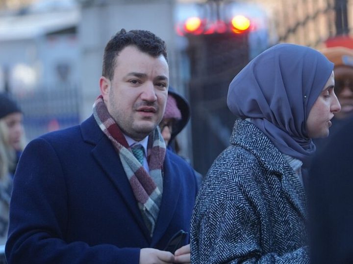 عمدة نيويورك: محمود خليل يجب أن يبقى حرا