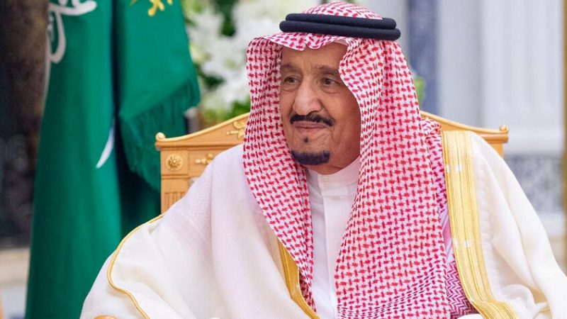 العاهل السعودي يخضع لفحوص طبية