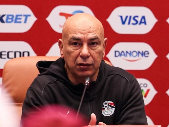 وسط حالة من الجدل والفوضى.. مدرب منتخب مصر ردا على صحفي مغربي: “سؤالك مش محترم”