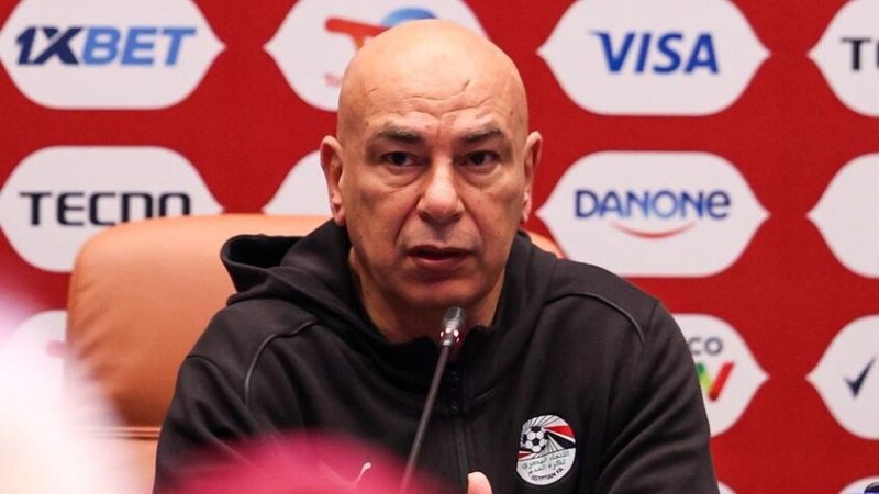 وسط حالة من الجدل والفوضى.. مدرب منتخب مصر ردا على صحفي مغربي: “سؤالك مش محترم”