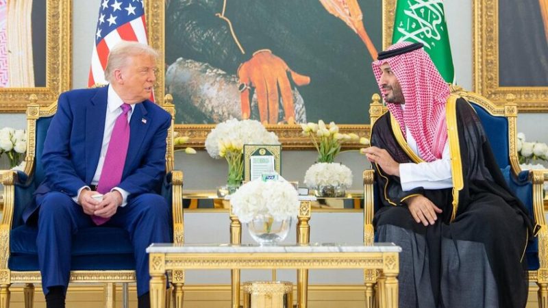 الأمير تركي الفيصل يكشف عن “ضغط أمريكي” قاومه الأمير محمد بن سلمان