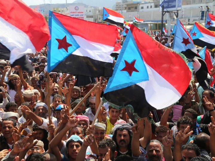 اليمن.. عيدروس الزبيدي يوجه رسالة “لجماهير شعب الجنوب”