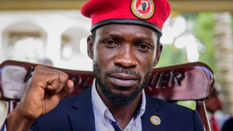 أوغندا.. حزب معارض يقول إن “مروحية عسكرية” اختطفت مرشحه للرئاسة