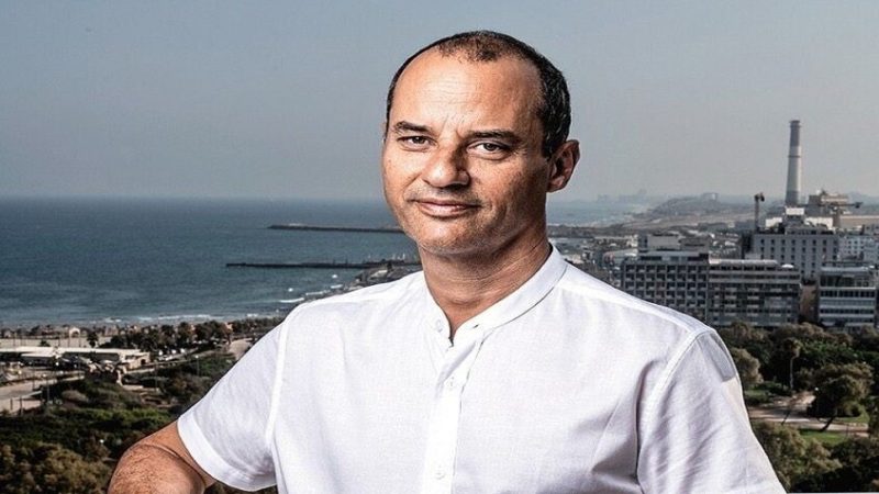 من تحت القصف إلى قبضة الملياردير.. تفاصيل الخطة الأمريكية لـ”إعادة هندسة” غزة بقيادة غاباي