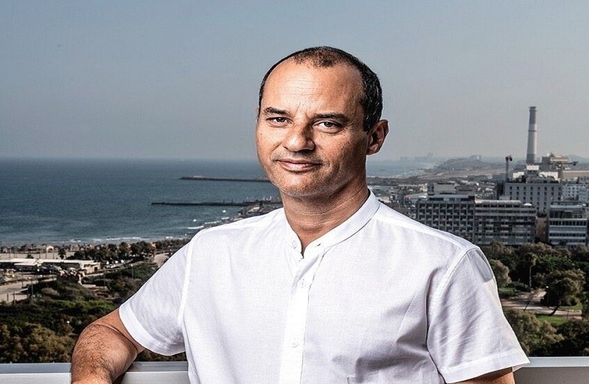 من تحت القصف إلى قبضة الملياردير.. تفاصيل الخطة الأمريكية لـ”إعادة هندسة” غزة بقيادة غاباي