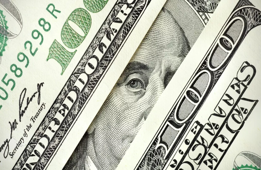 الدولار يفقد 3% من قيمته خلال عام من رئاسة ترامب