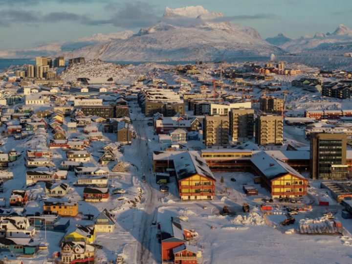 خبير: ترامب لن يخاطر بتدمير العلاقات مع أوروبا مقابل غرينلاند