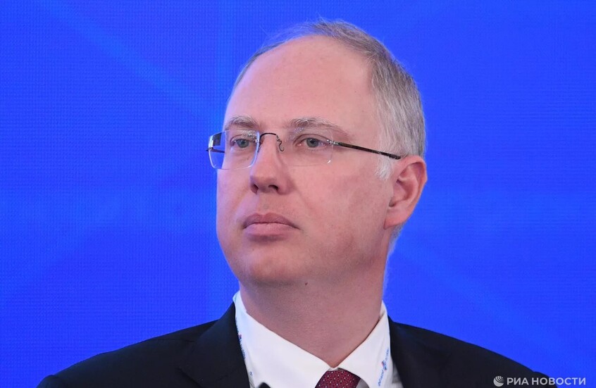 دميترييف يتوقع “استسلام أوروبا”: واشنطن ستحصل على غرينلاند والوحدة الأطلسية ستعود