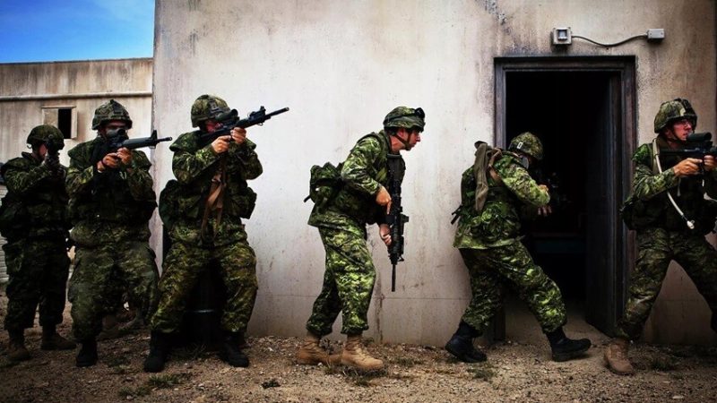 كندا تدرس إرسال قوات إلى غرينلاند للمشاركة في تدريبات “الناتو”