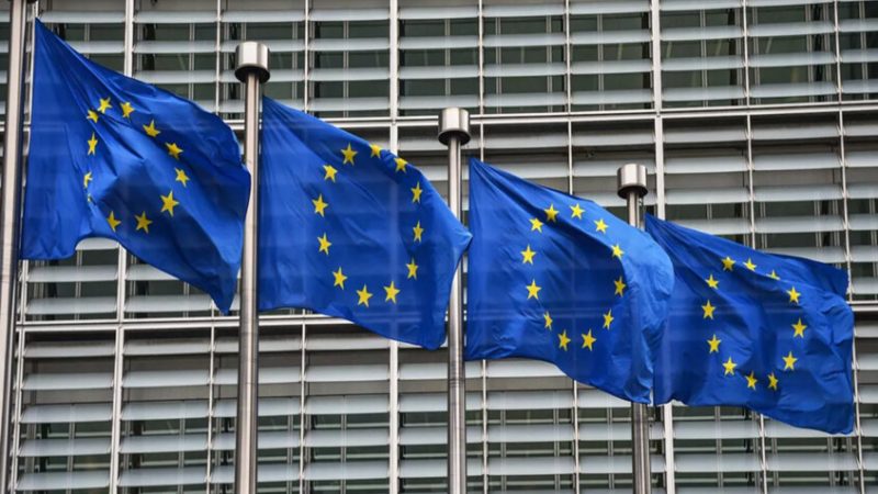 “بلومبيرغ”: الاتحاد الأوروبي يسعى لحل دبلوماسي في غرينلاند