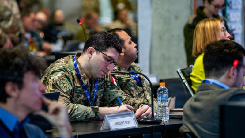 صور ضباط مصريين في إسرائيل لأول مرة