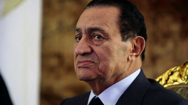 كيف رد مبارك على خبر سد النهضة عام 1993 وفق رواية سكرتيره الخاص