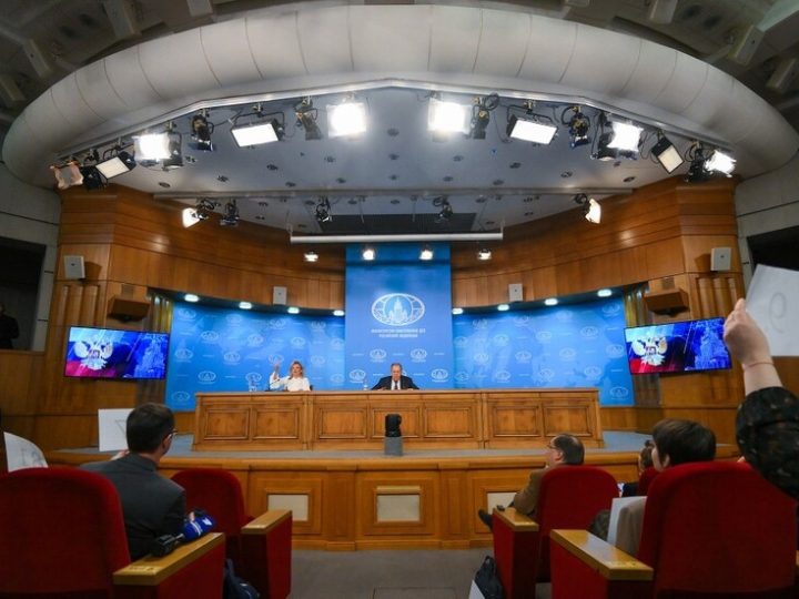 لافروف: تعاون أرمينيا مع الاتحادين الاقتصادي الأوراسي والأوروبي في آن واحد مستحيل